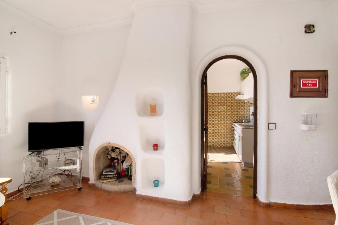 Apartamento Vila Mourisca Porches  Exterior photo